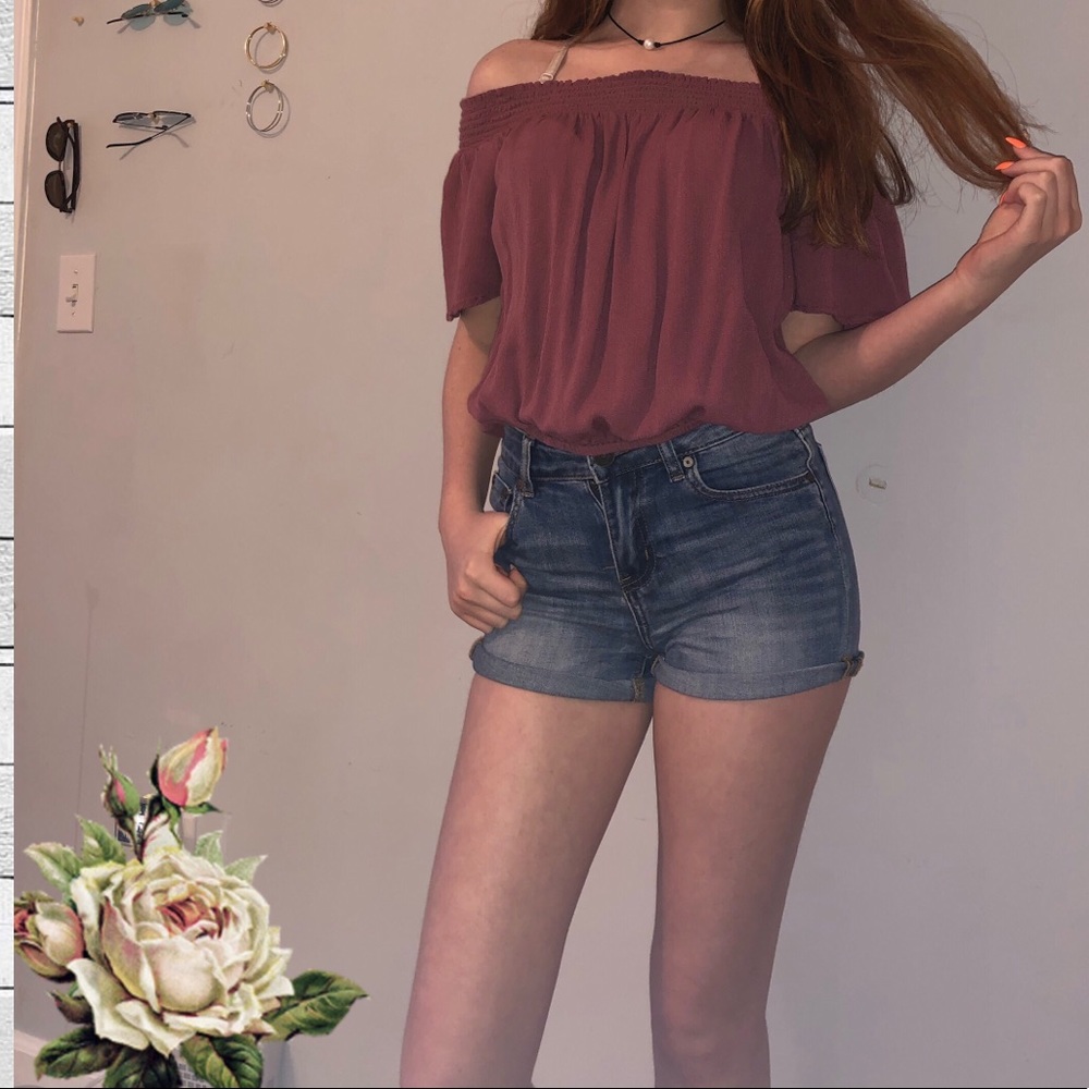 Arizona Off-the-shoulder shirt